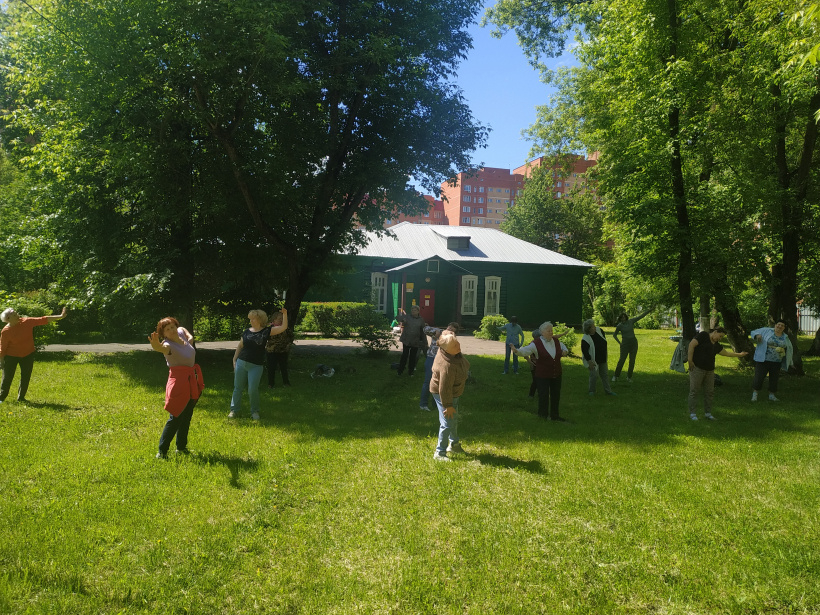 В городском округе Щёлково продолжаются спортивные занятия в рамках губернаторского проекта «Активное долголетие»  