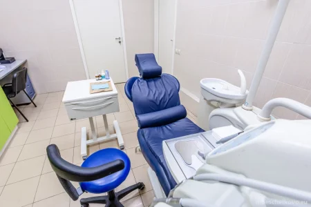 Комплексная стоматологическая клиника Санидент на Центральной улице фото 11